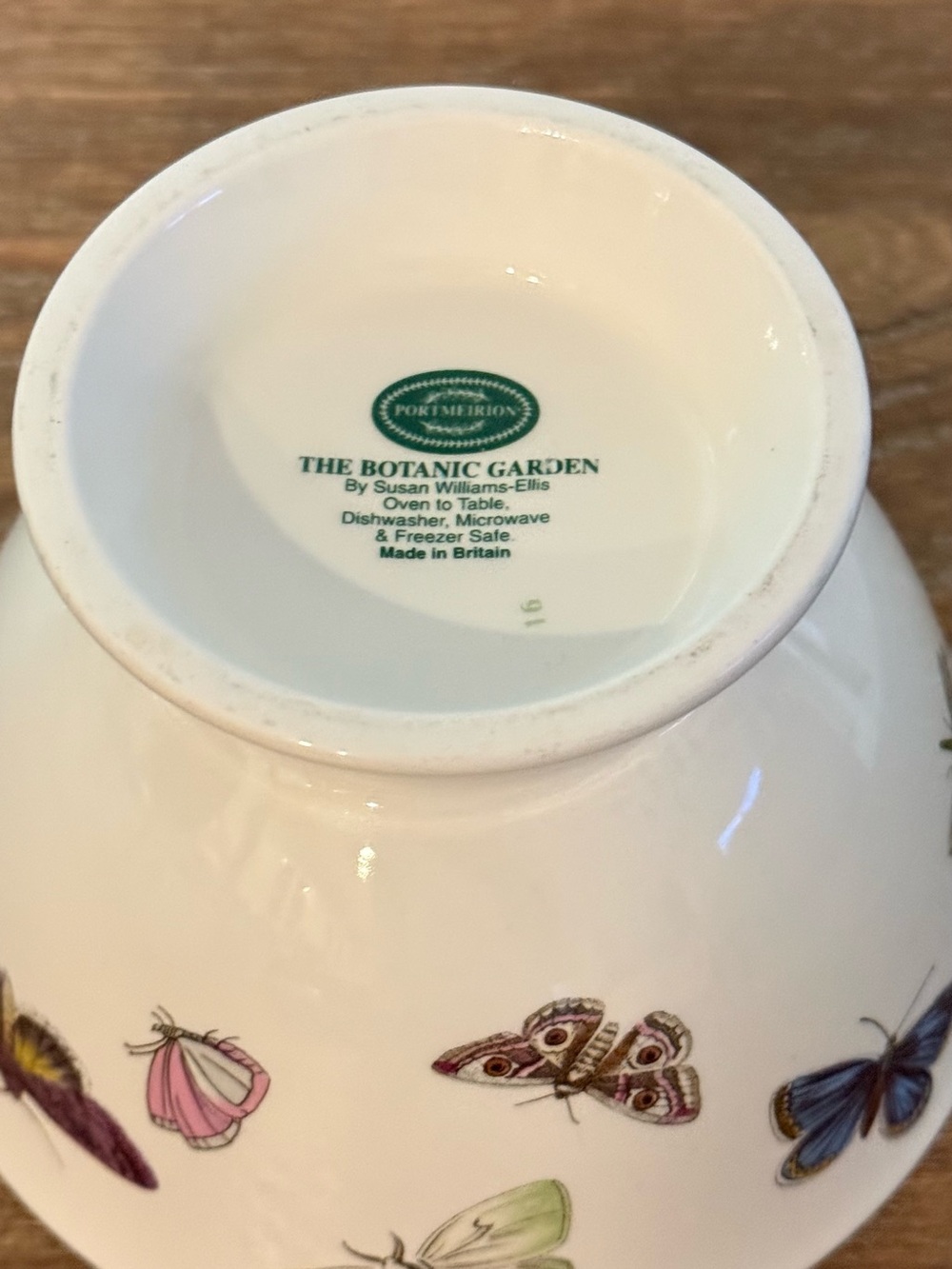 Portmeirion Butterfly-Patterned White and Green Pedestal Bowl - Picture 6 of 6